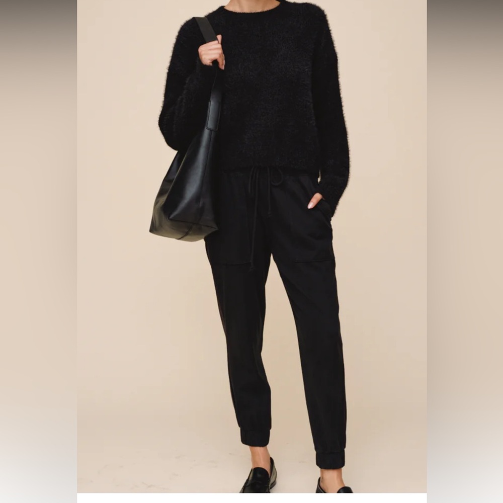 Bella Dahl Pocket Joggers in vintage black